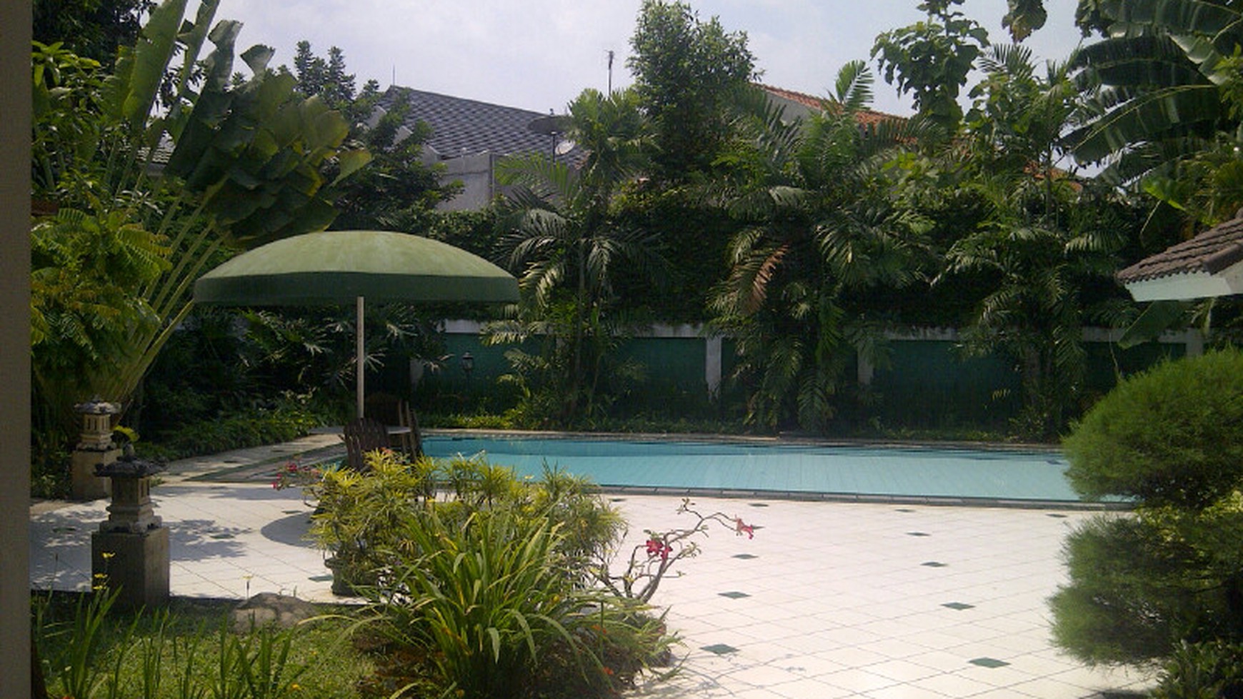 A beautiful house with large garden and swimming pool at Perdatam, South Jakarta