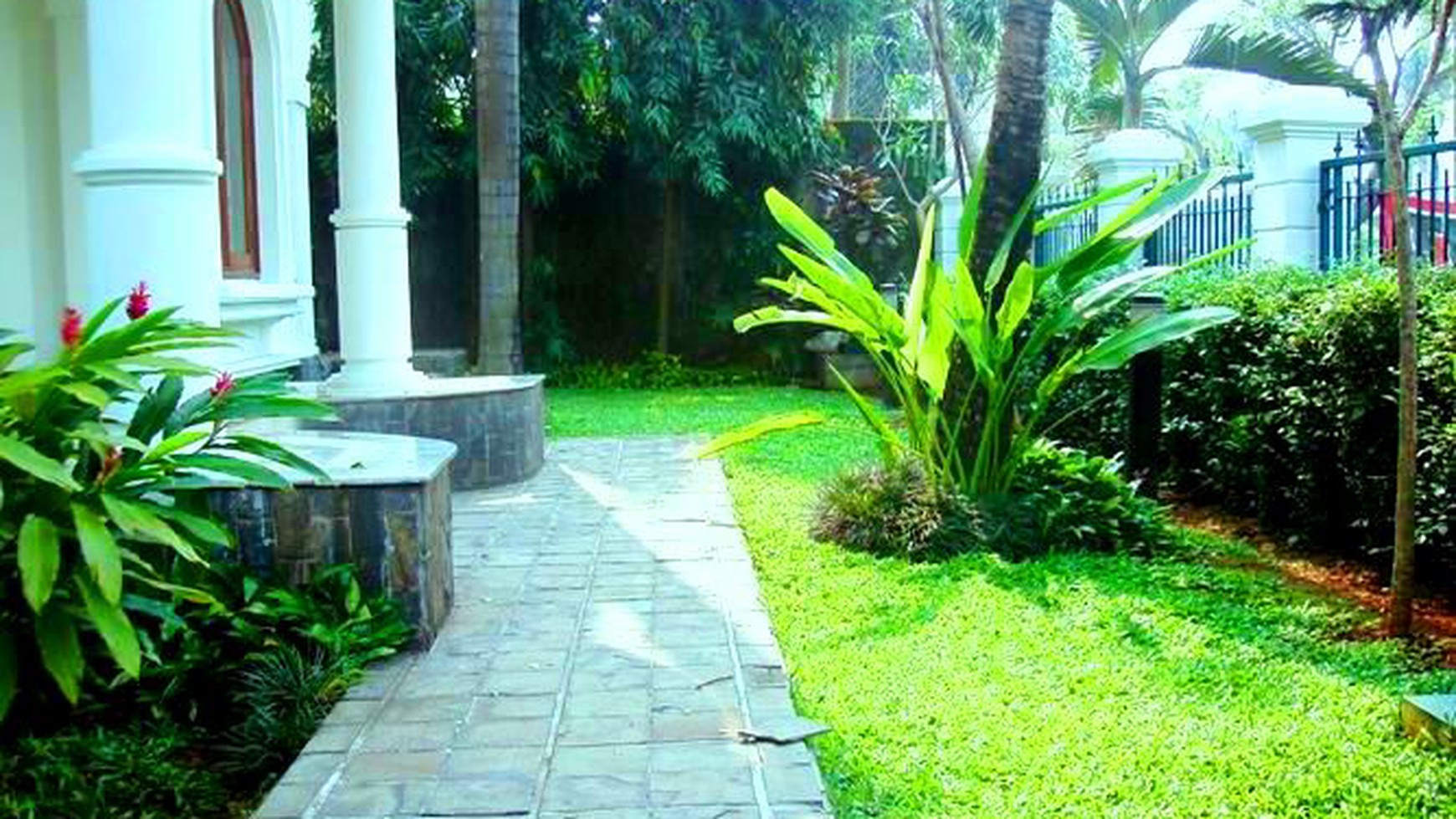 Prime & Quiet area... Park View...Ready...