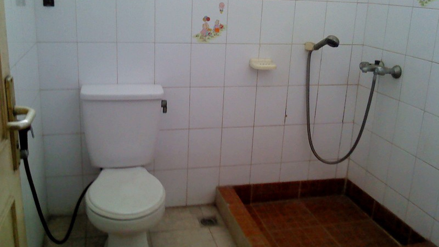 Rumah dekat kawasan Permata Hijau,dekat ke pusat kota dan fasilitas umum