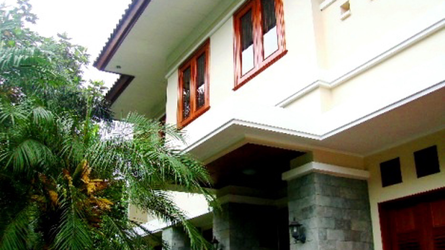 Newly...Classic Style...Quiet Area...Nice Garden & Pool..