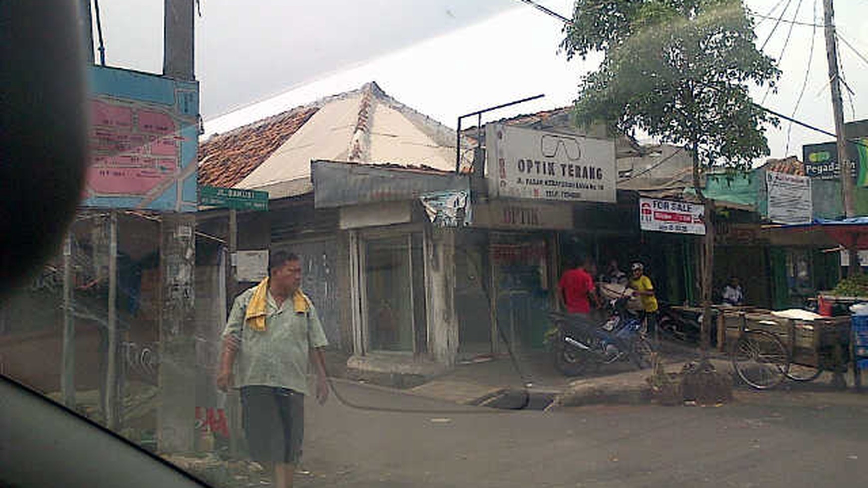 A land near at Pasar Kebayoran Lama
