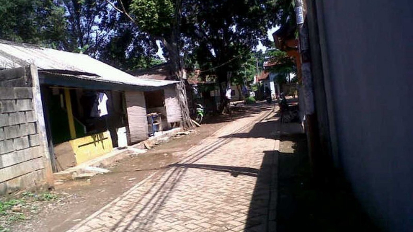 RUMAH BAGUS,COCOK UNTUK KOST DI BINTARO SEKTOR 9