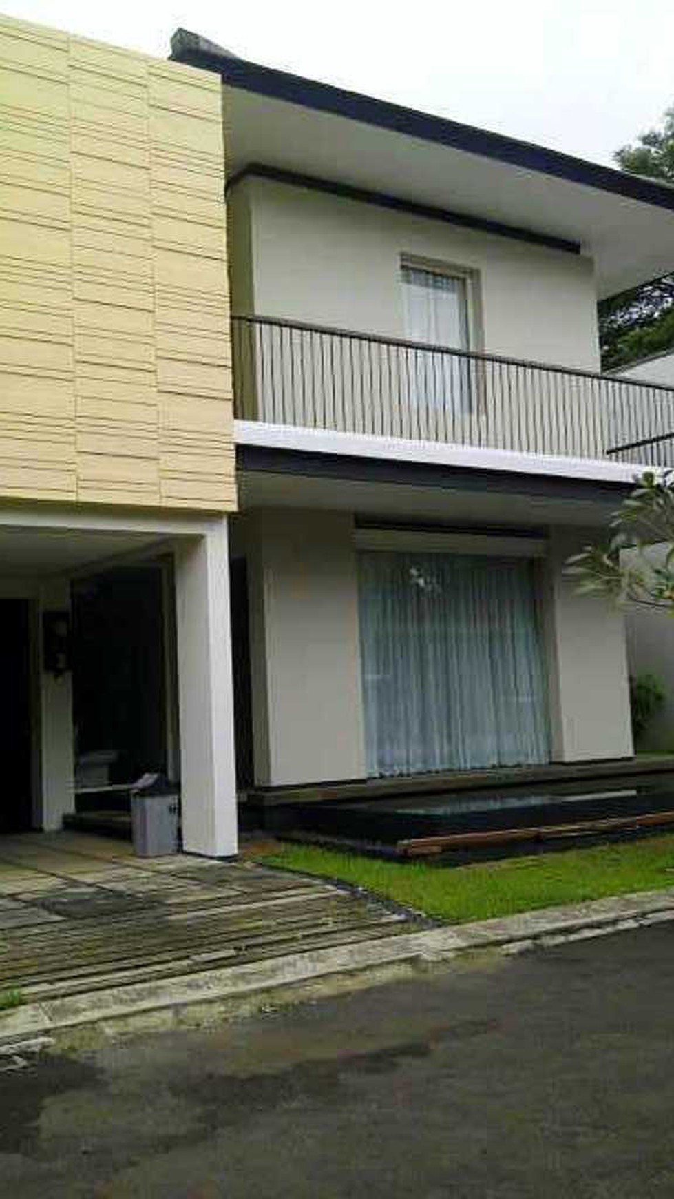 RUMAH CANTIK,MINIMALIS,STRATEGIS,GOOD PRICE DI PONDOK AREN