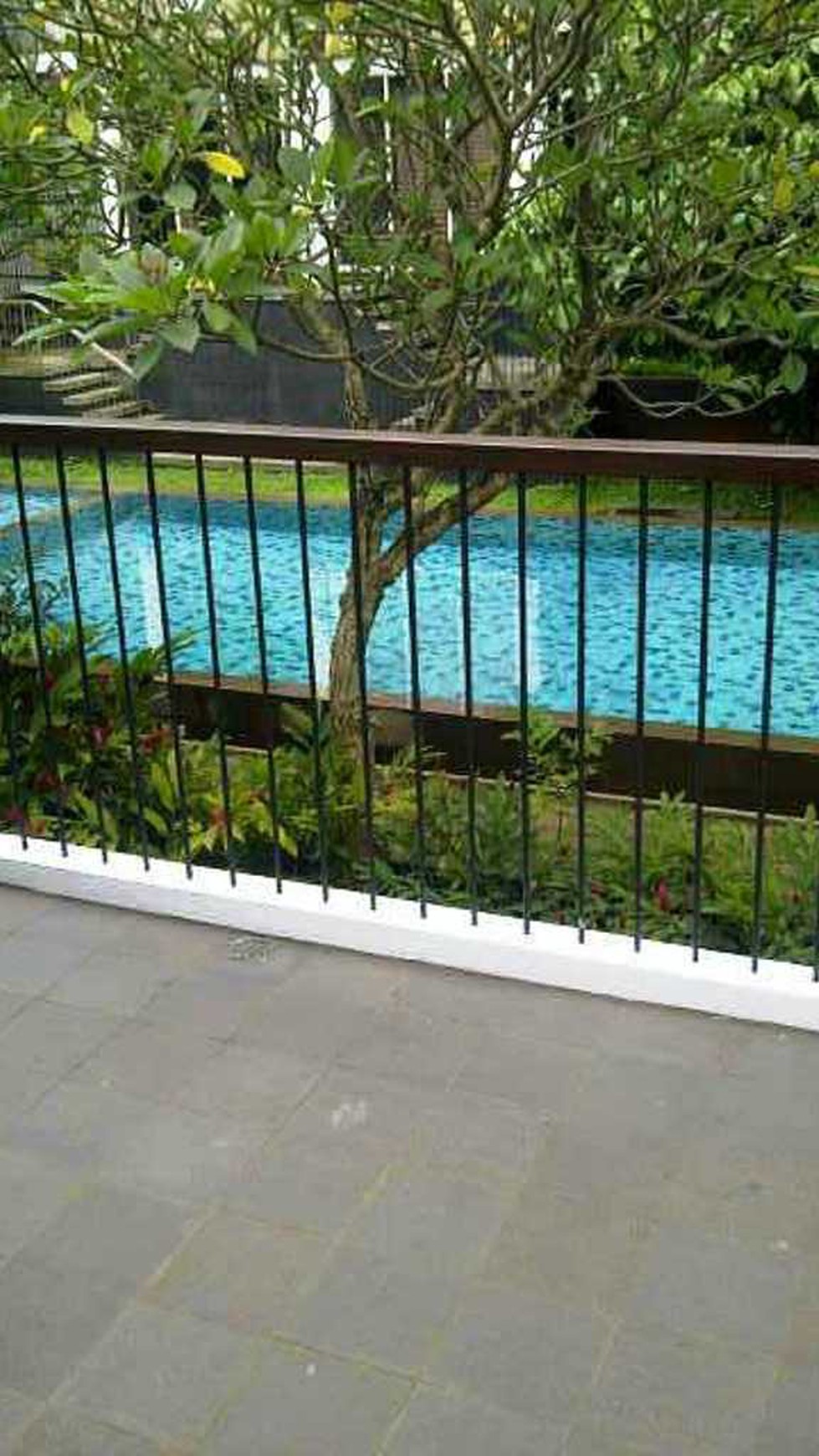 RUMAH CANTIK,MINIMALIS,STRATEGIS,GOOD PRICE DI PONDOK AREN