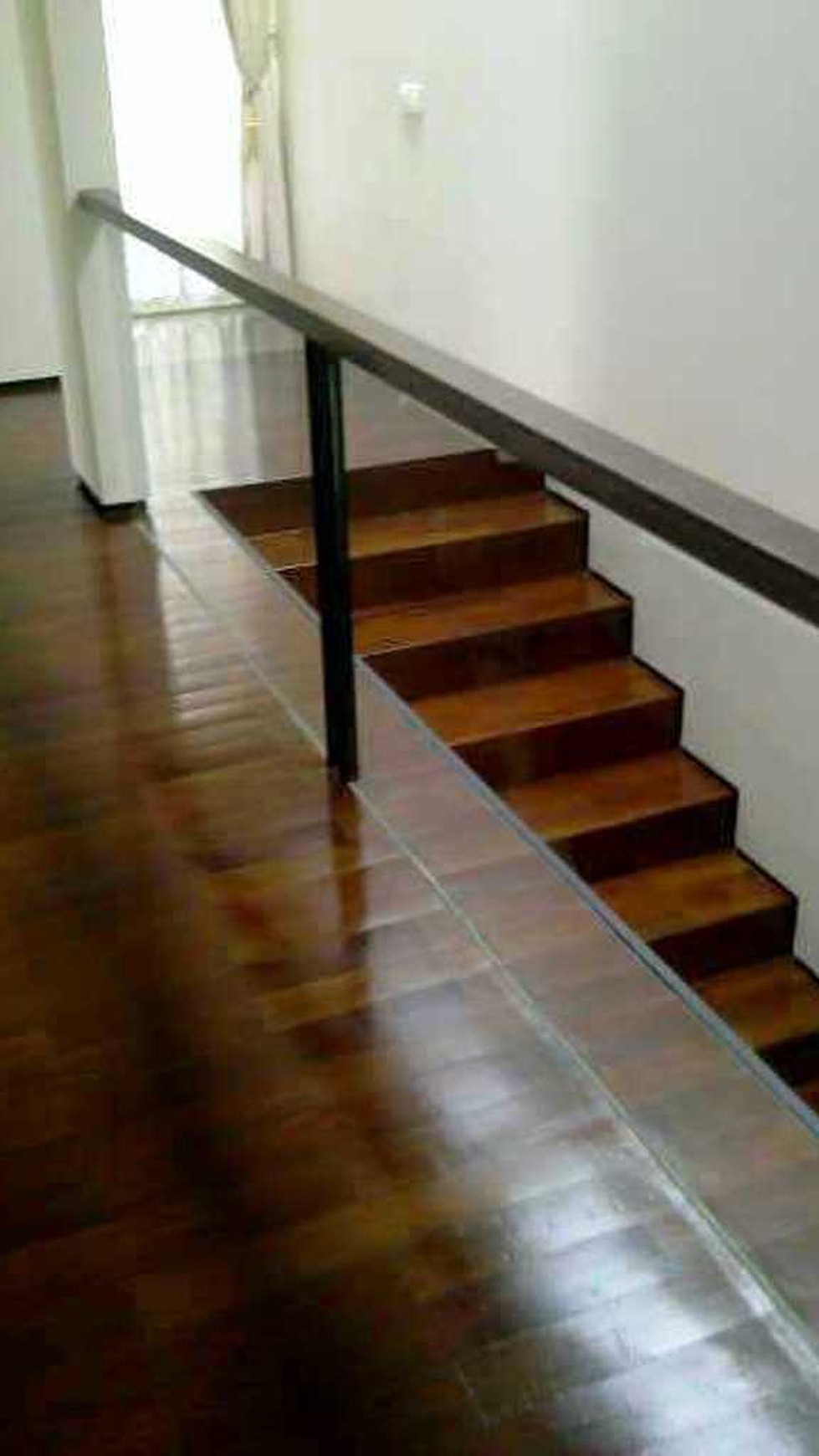 RUMAH CANTIK,MINIMALIS,STRATEGIS,GOOD PRICE DI PONDOK AREN