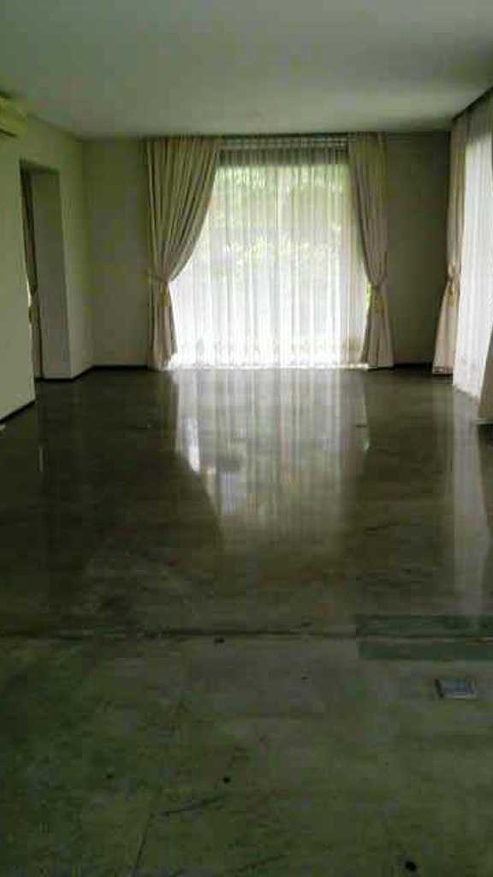 RUMAH CANTIK,MINIMALIS,STRATEGIS,GOOD PRICE DI PONDOK AREN