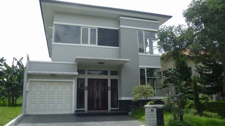 Disewakan Rumah Bagus Rapih Beverly Golf - Lippo Karawaci