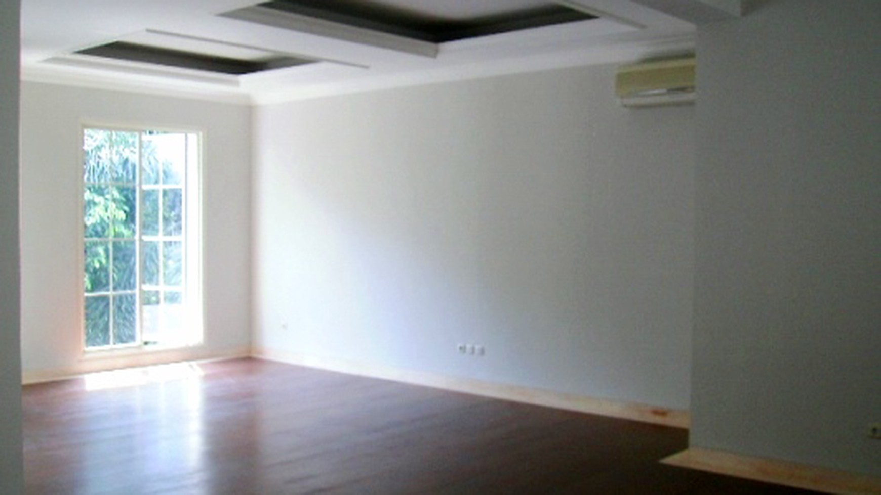 New House...MOdern Style..Close to JIS