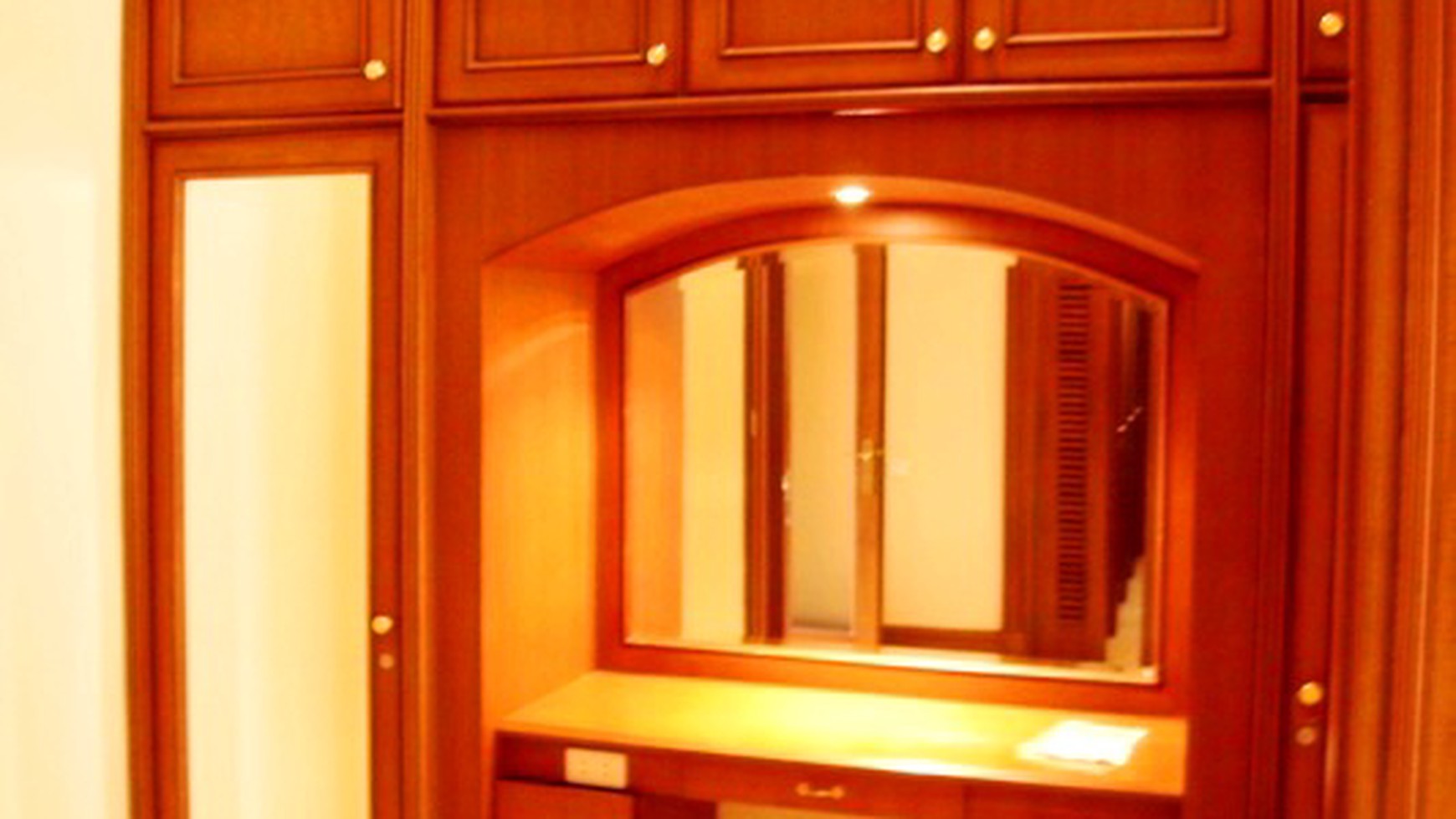 Very Nice House...Classic Style...Park View...Complete Facility....