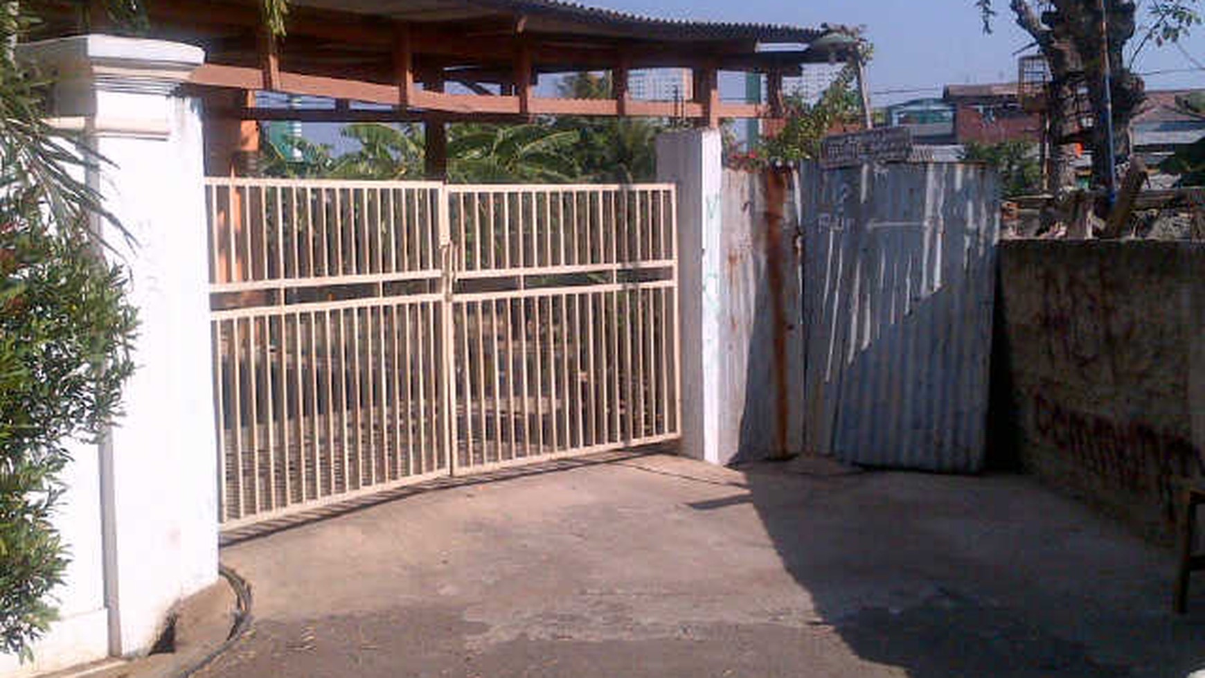 RUMAH TAMAN LAGURA