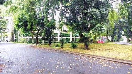 Classic...Big Garden....Big Pool....Quiat..Close to JIS..