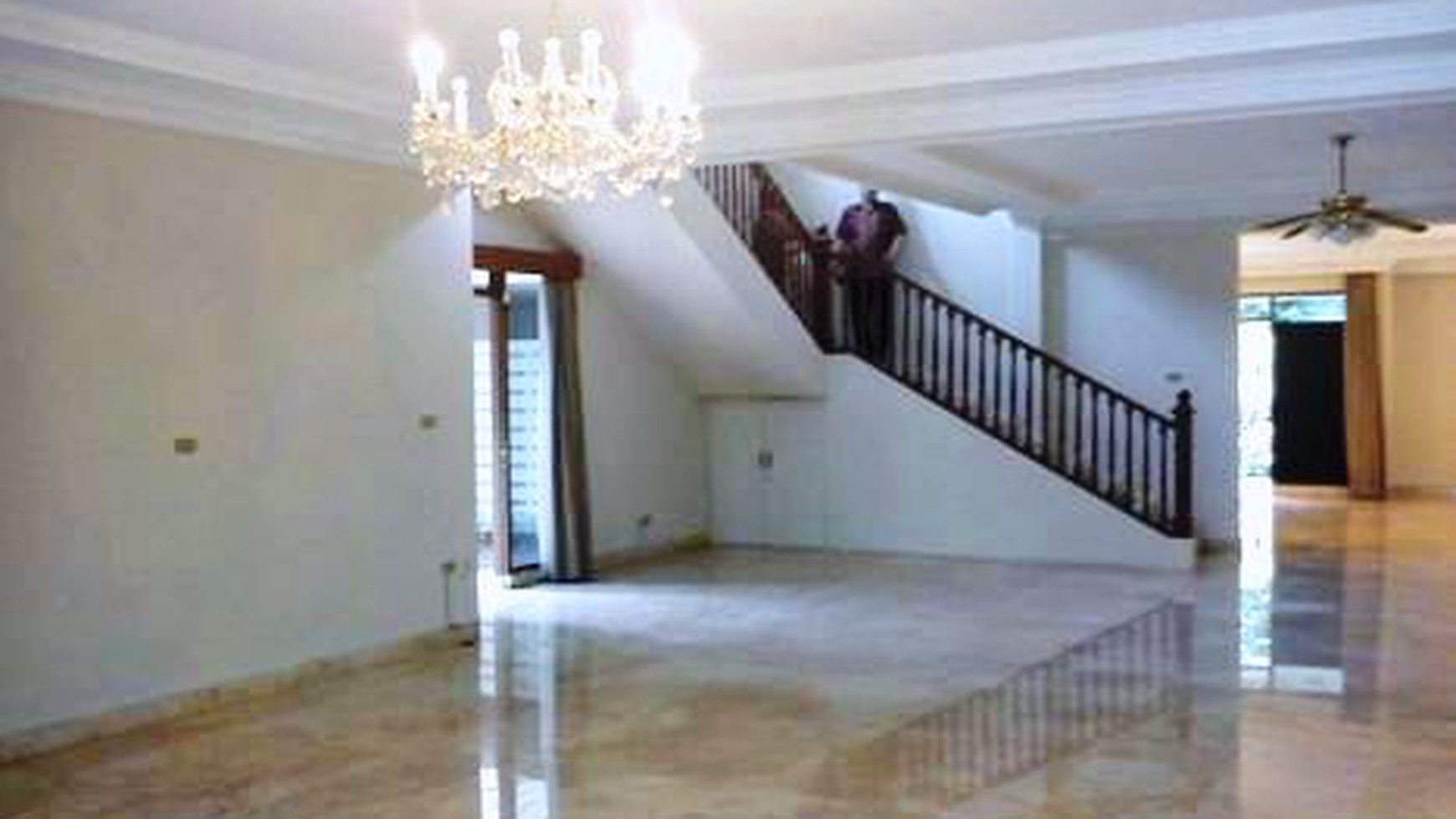 Classic...Big Garden....Big Pool....Quiat..Close to JIS..