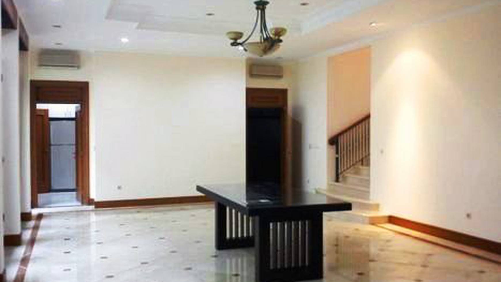 Very Nice House..Renovated...Nice Pool & Garden..