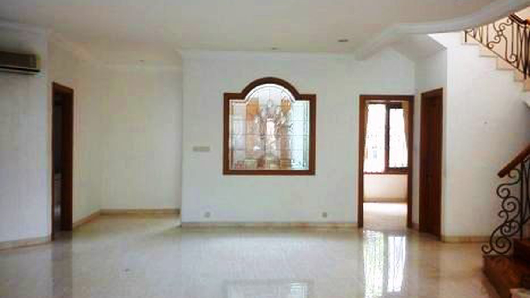 Very Nice House..Renovated...Nice Pool & Garden..