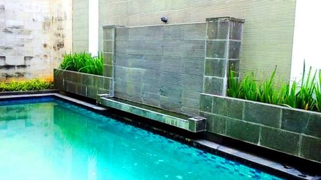 Very Nice House...Modern Style...Close to JIS...Quiet area..Park View.