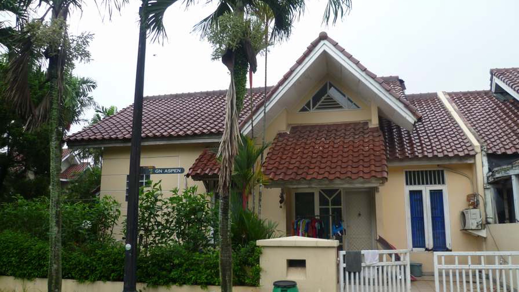 Disewakan Rumah Taman Bromo Jl. Gn. Aspen - Lippo Karawaci