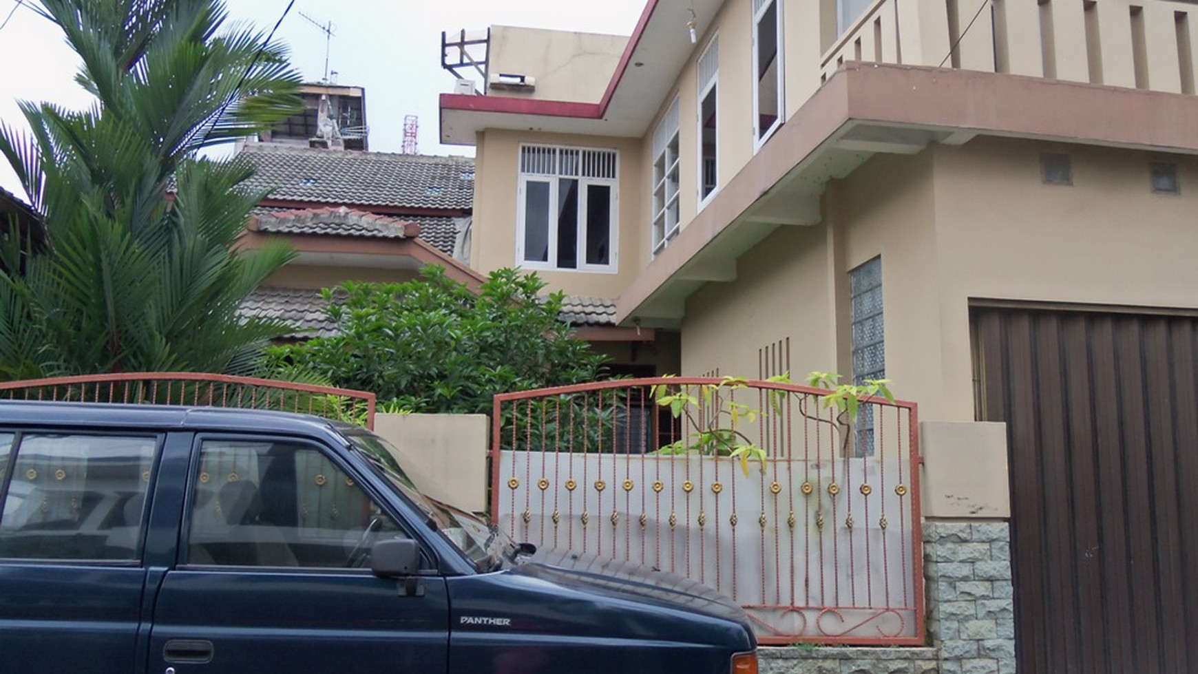 Rumah siap huni .nyaman Kreo Selatan Larangan