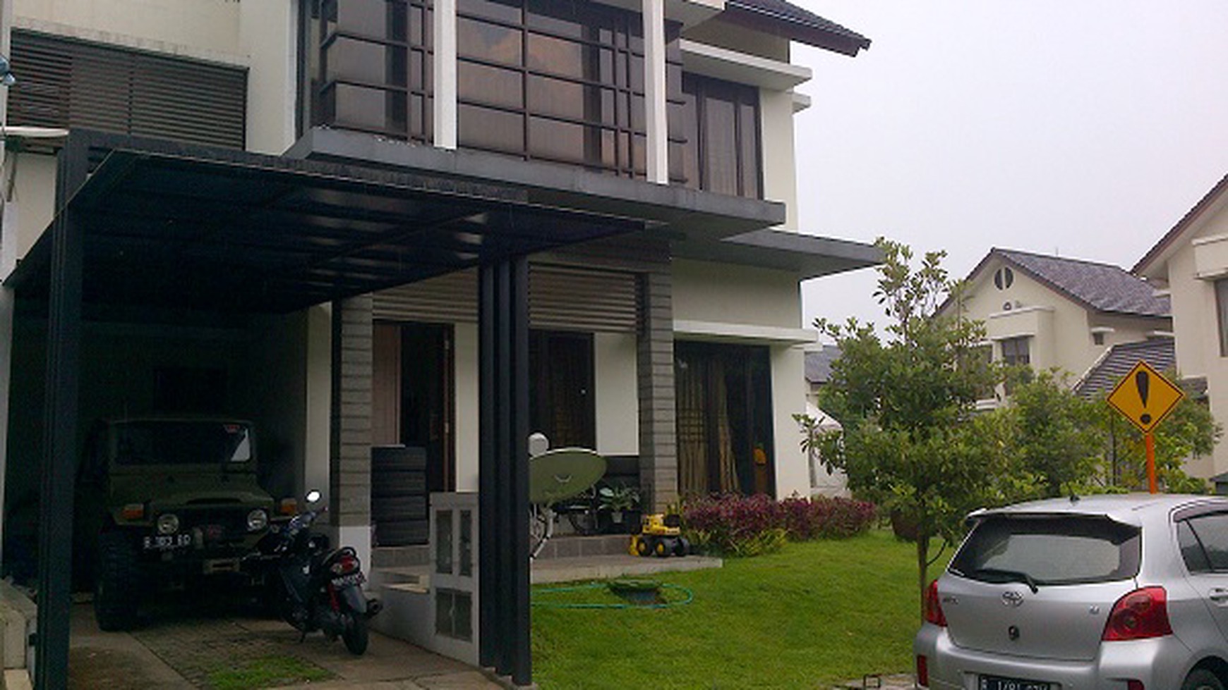 SOLD : Cluster Emerald Residence dengan Kitchen Set Mewah #EU