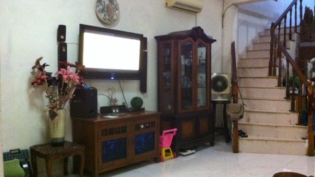 Villa Bintaro Indah, dekat dengan Bintaro 9