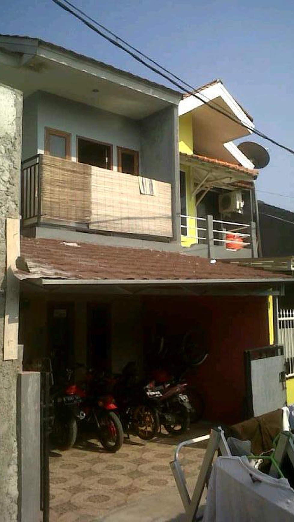 Rumah Mungil di tengah Bintaro