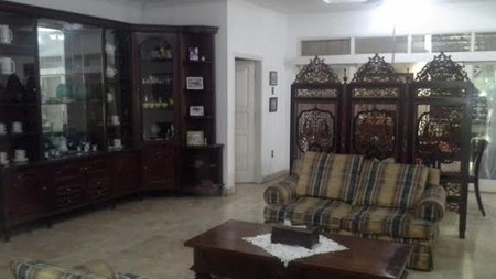 Rumah di Bangka Kemang