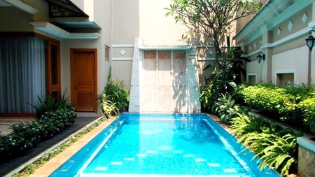 Newly House...Quiet area...Walking Distance to JIS