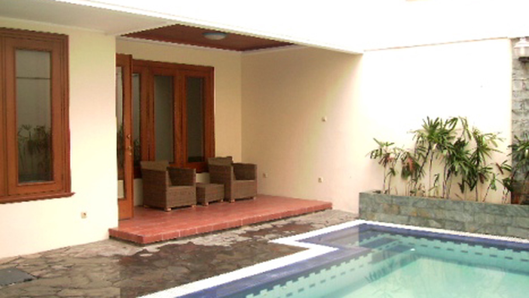 Nice House...Nice View...Quiet & secure area....