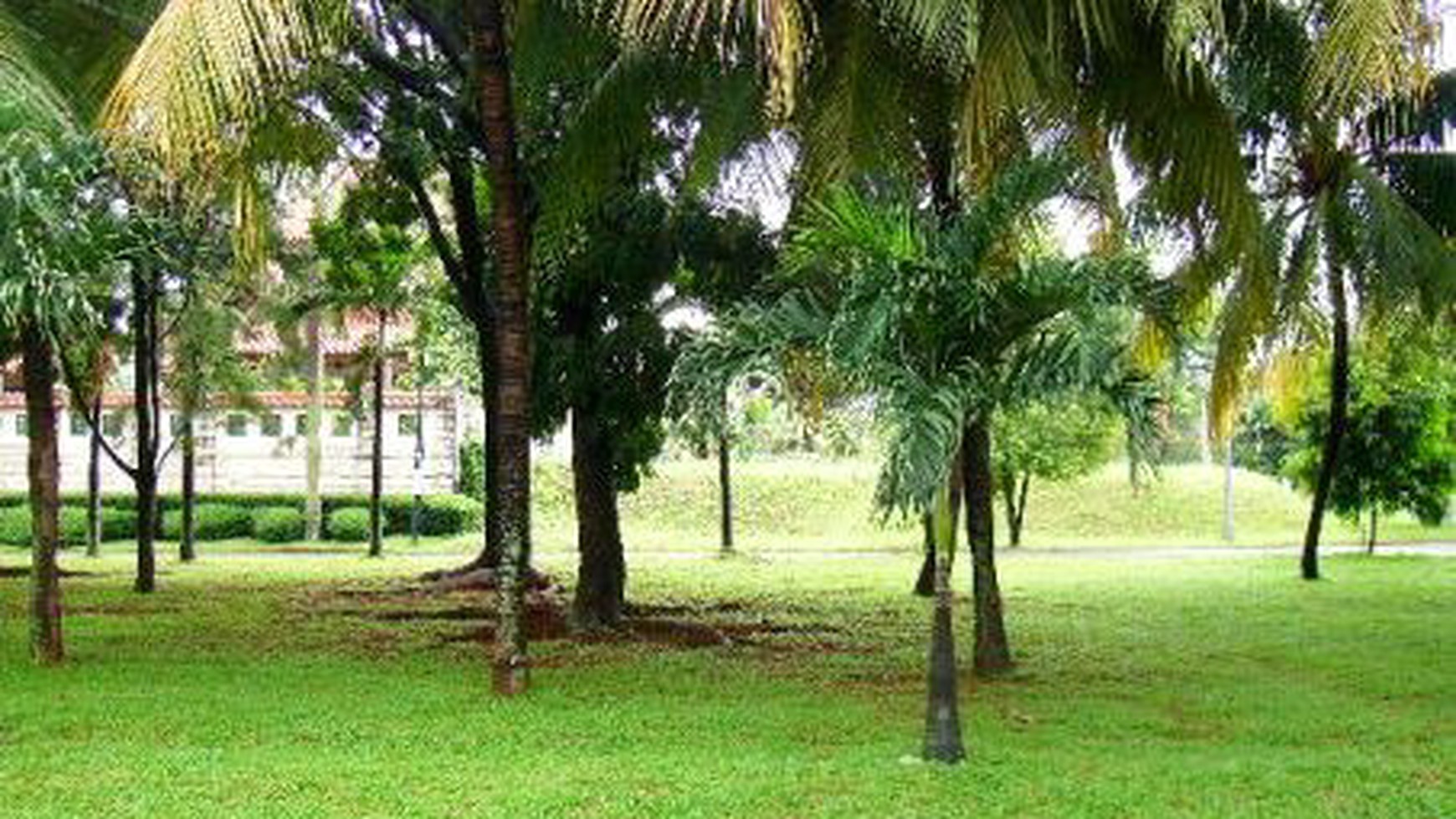 Nice House...Nice View...Quiet & secure area....