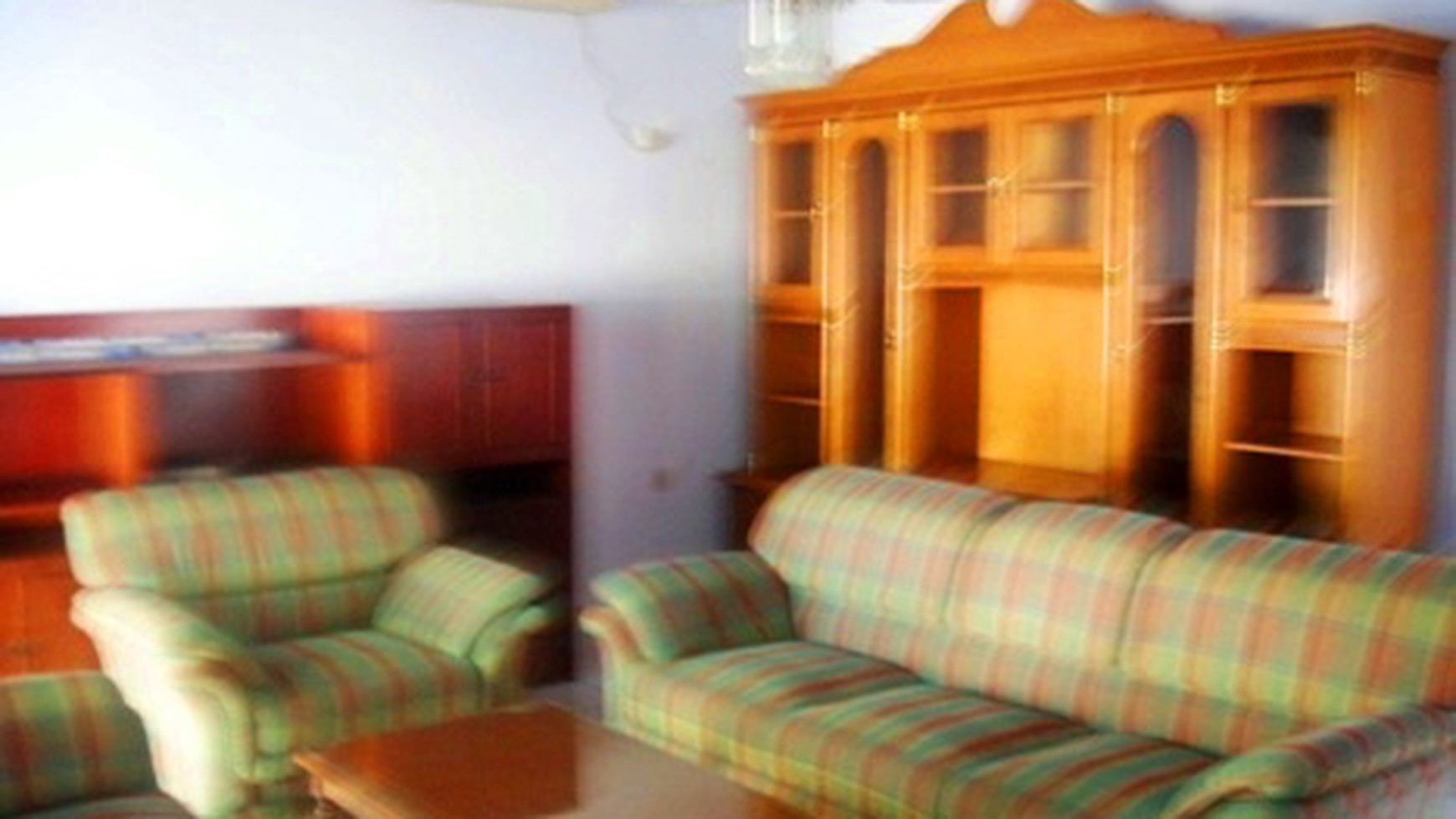 Quiet area...Classic Style...Nice Garden & Pool... Close to Sudirman...