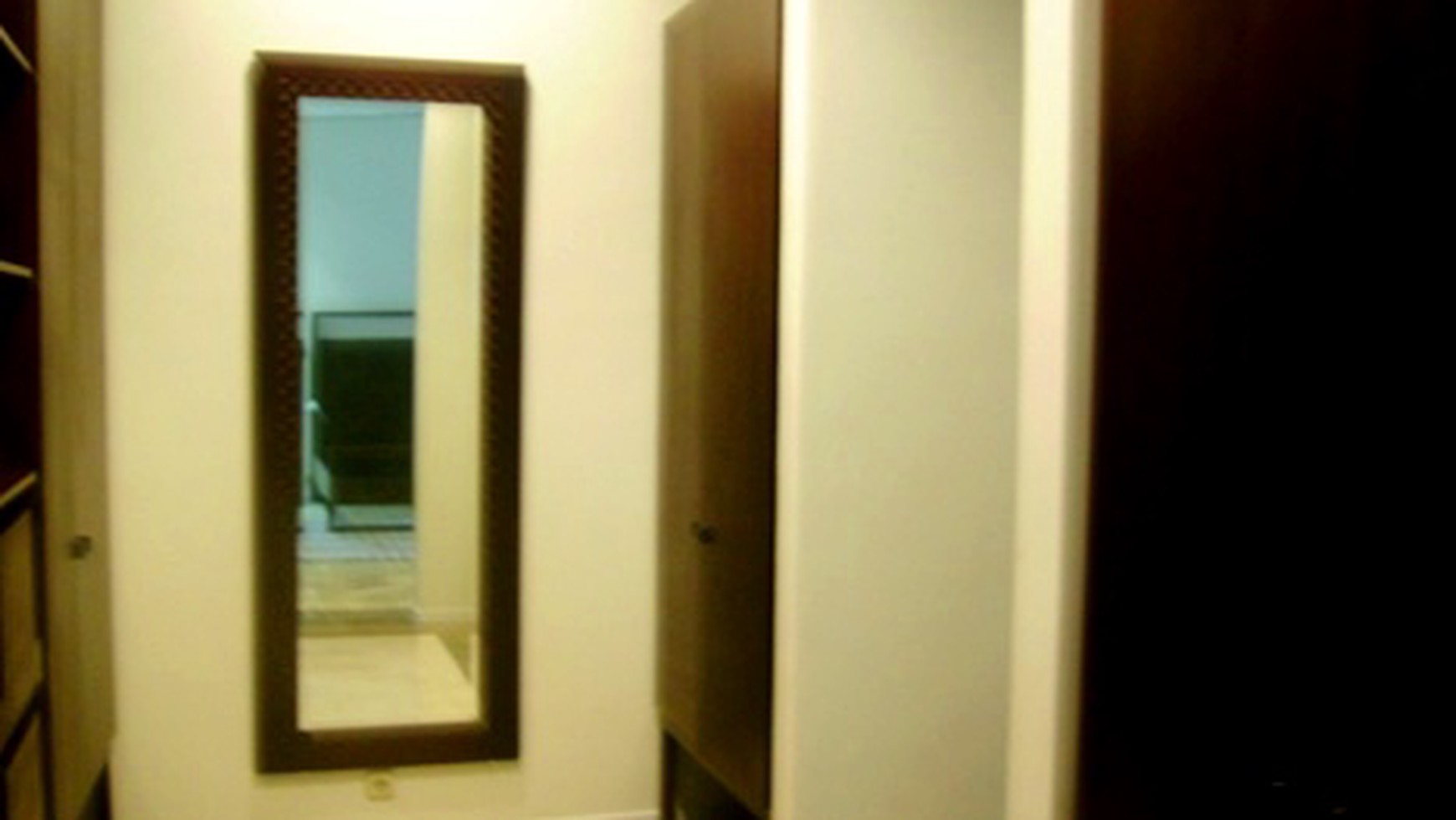 Nice House....Nice Poo..l..Nice Garden....Nice area...