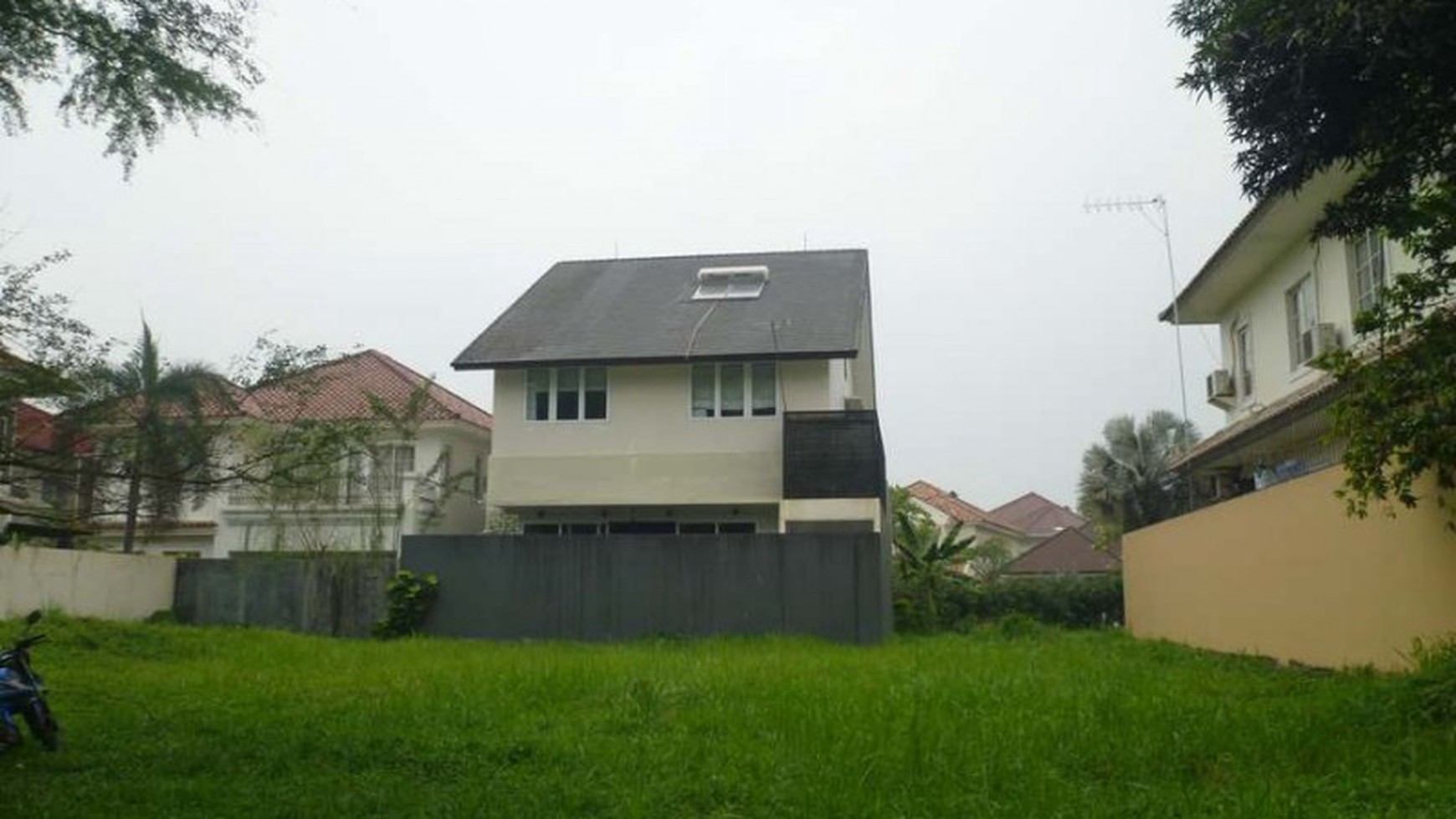Dijual Kavling Residential Beverly Golf - Lippo karawaci