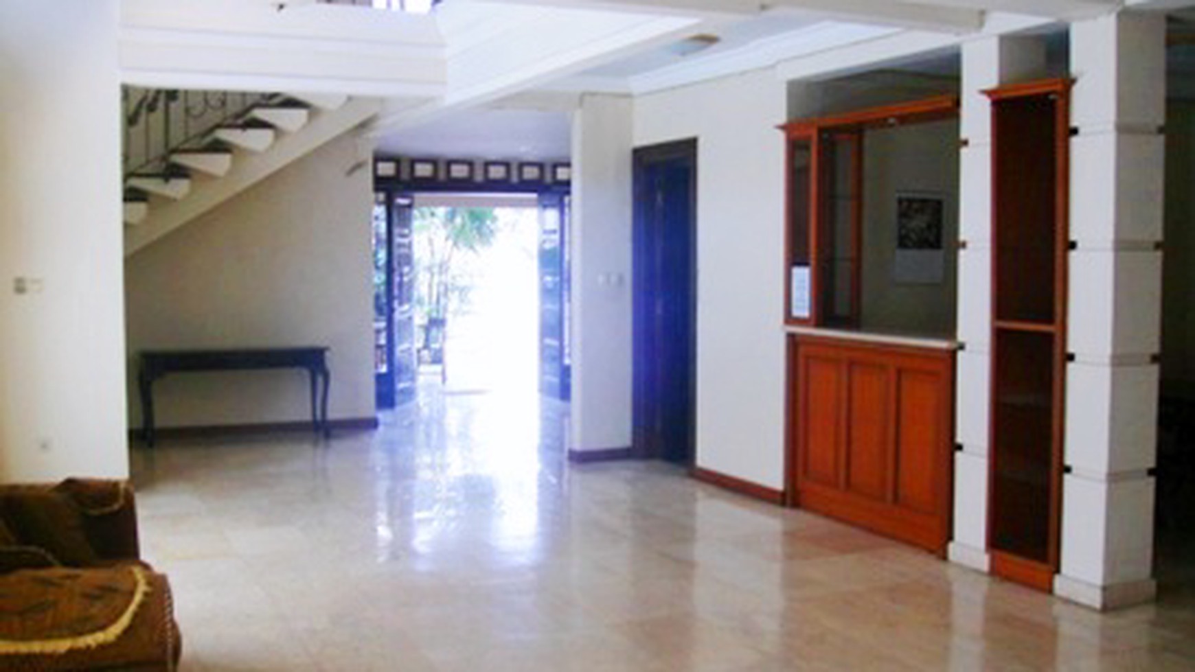 Nice House...Very quiet and secure area....Close to Sudirman/Kemang....