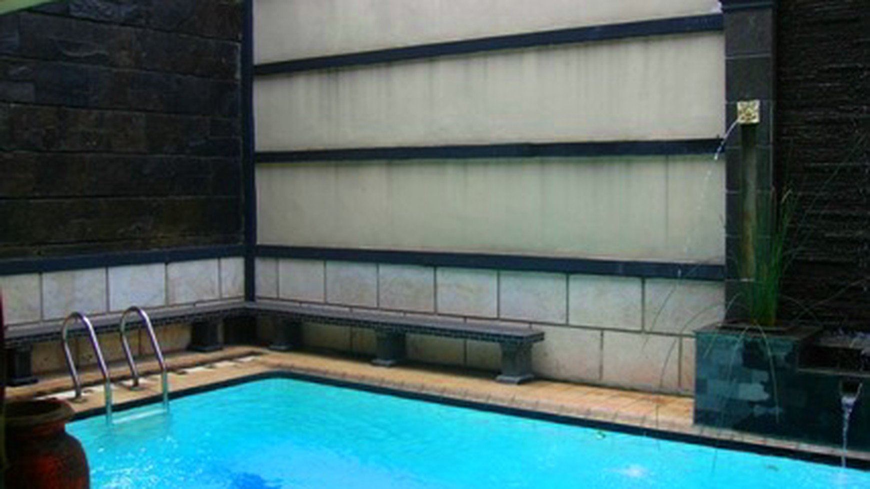 Nice House...Very quiet and secure area....Close to Sudirman/Kemang....