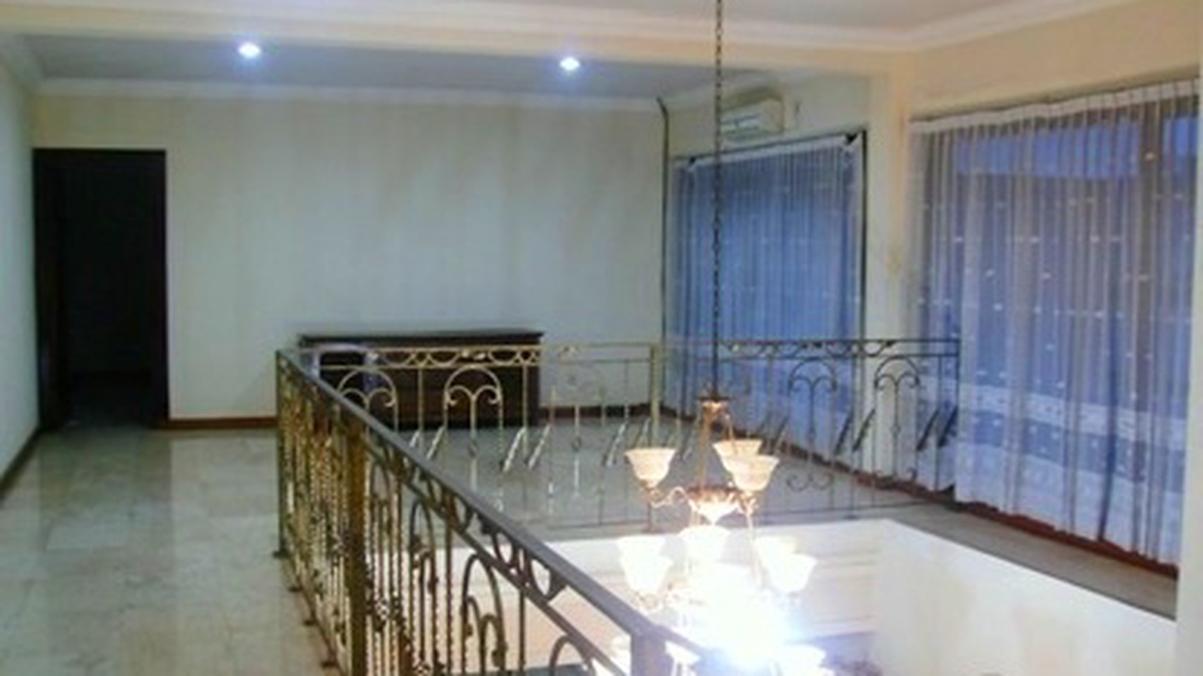 Nice House...Very quiet and secure area....Close to Sudirman/Kemang....