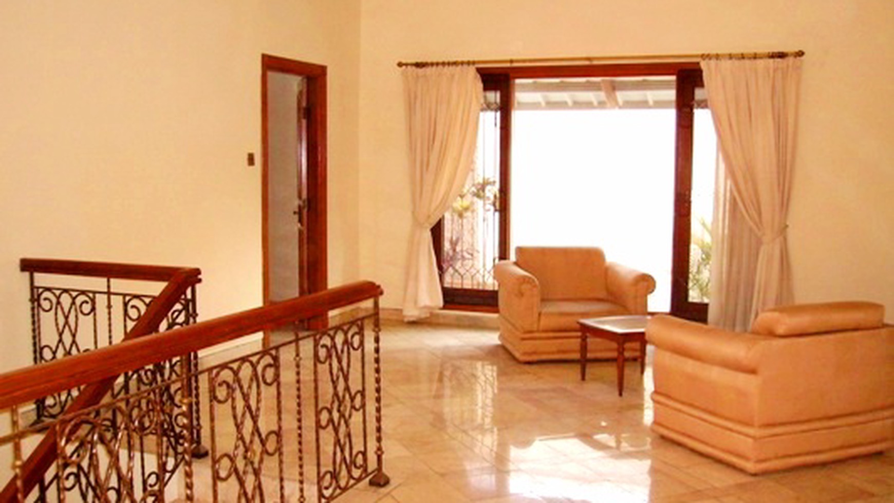 Nice Garden & Pool...Quiet area....Close to International School....