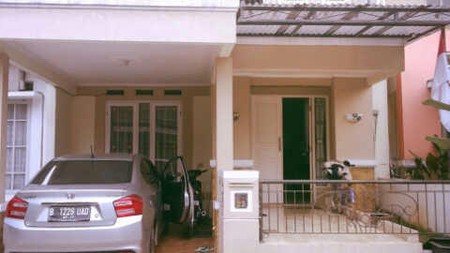 Rumah cantik di Graha Raya
