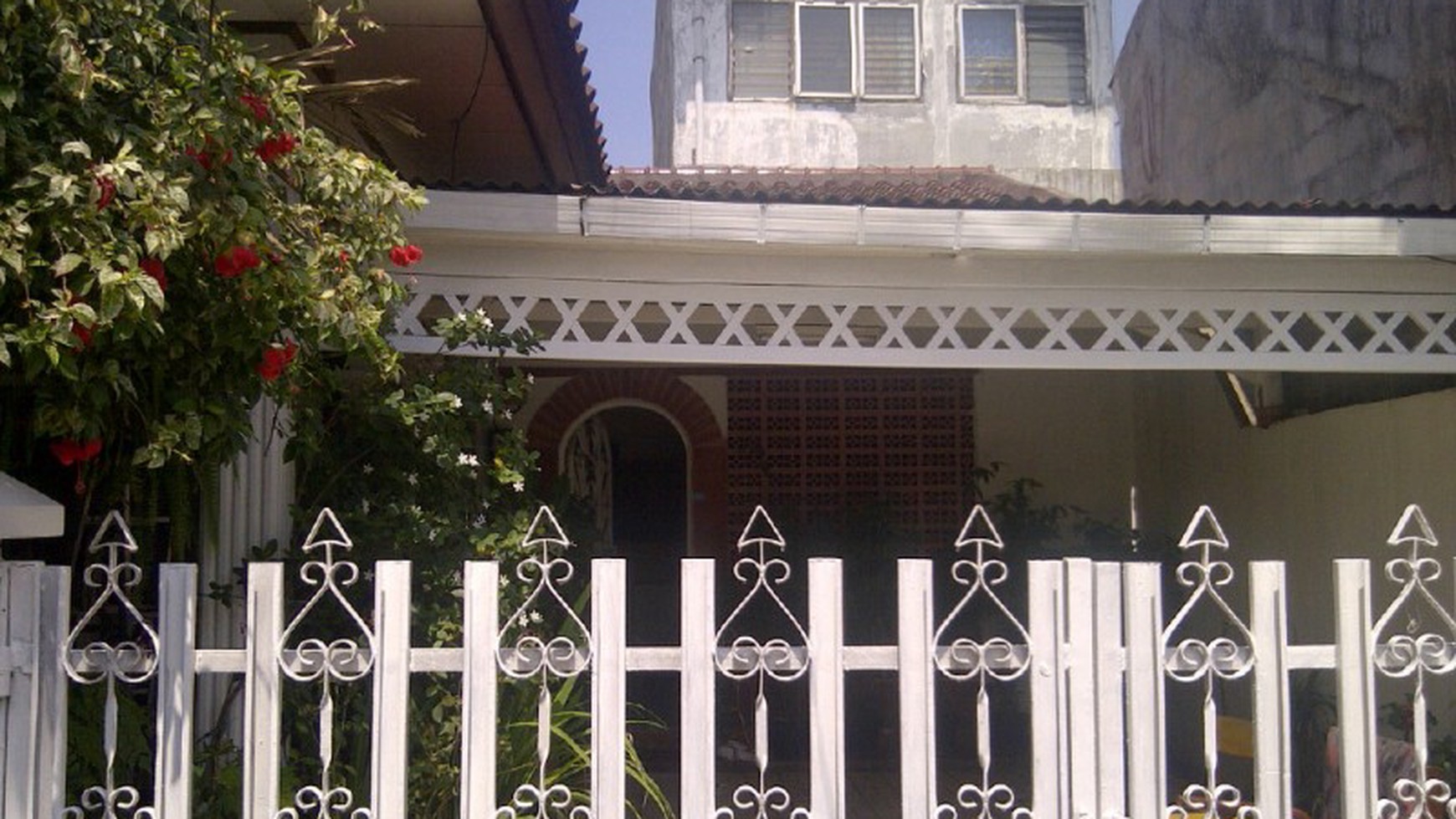 A fine house near Cinere Mall, Hospital, shop houses (ruko)