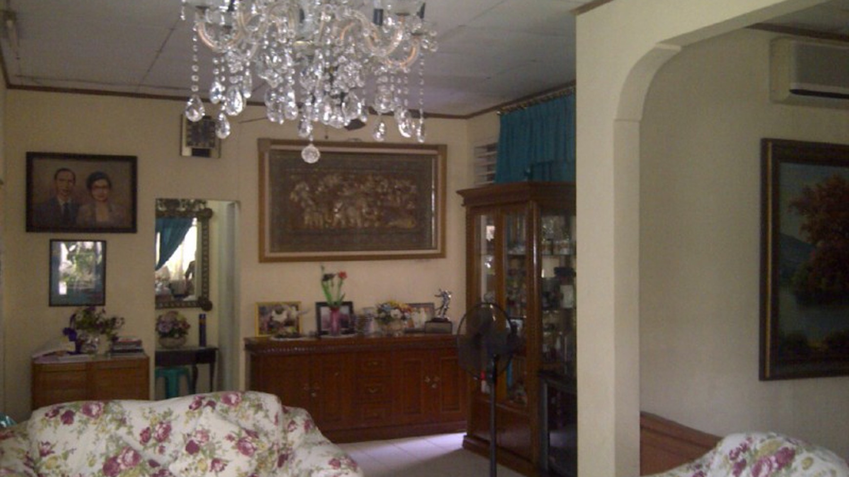 A fine house near Cinere Mall, Hospital, shop houses (ruko)