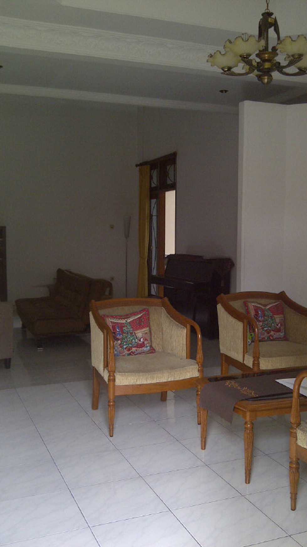 A Beautiful house at Jl Praja near Gandaria City & Pondok Indah Mall