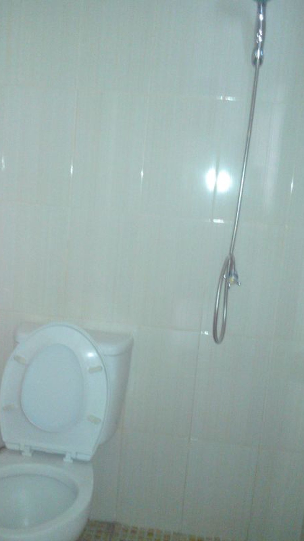 Disewakan Rumah Victoria Park - Karawaci