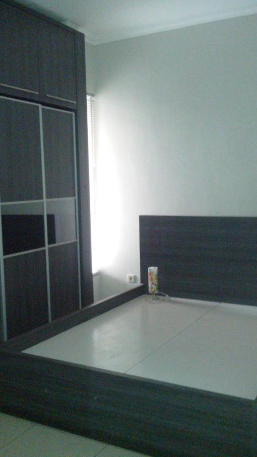 Disewakan Rumah Victoria Park - Karawaci