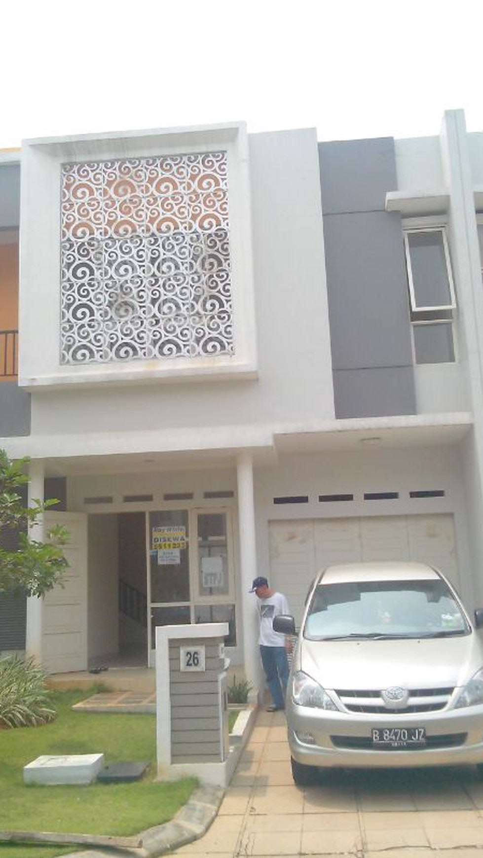 Disewakan Rumah Darwin Timur - Gading Serpong