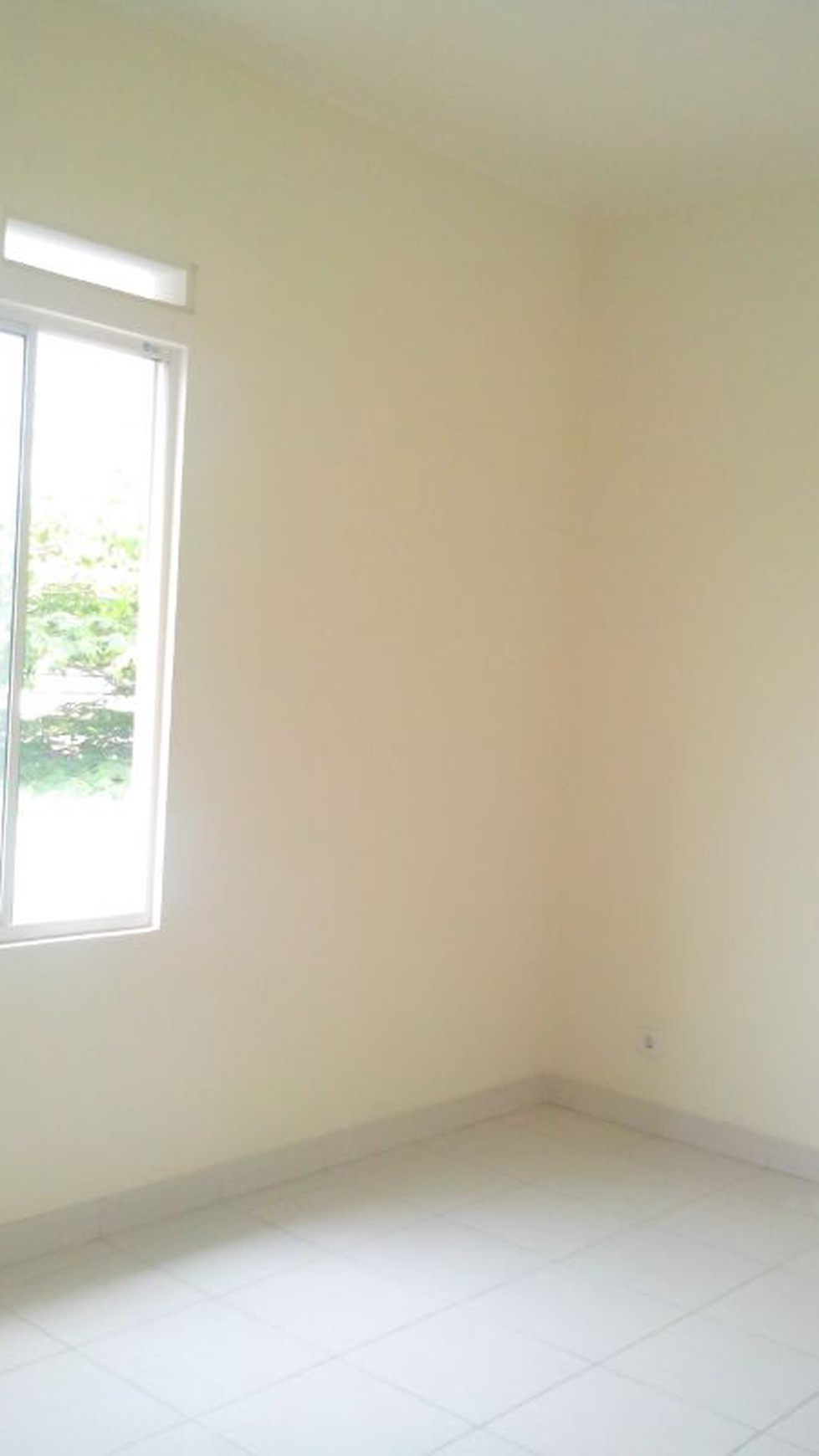 Disewakan Rumah Darwin Timur - Gading Serpong