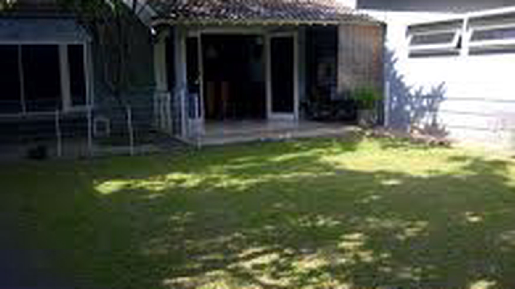 Rumah Hijau  & Asri  di Bintaro 2