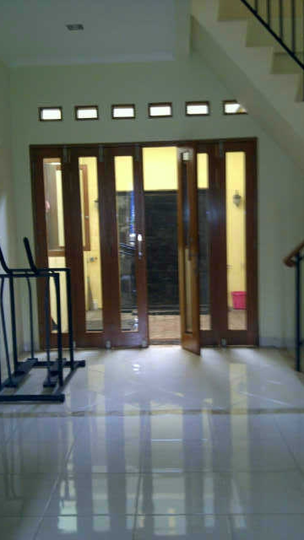 RUMAH BAGUS,STRATEGIS,GOOD PRICE DI GRAHA RAYA TANGERANG