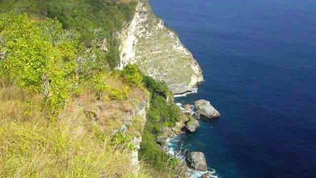 Cliff front and Sea View Land At Nusa Penida