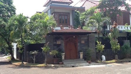 Rumah Mewah Bergaya Jawa Mediterania, Akses Mudah