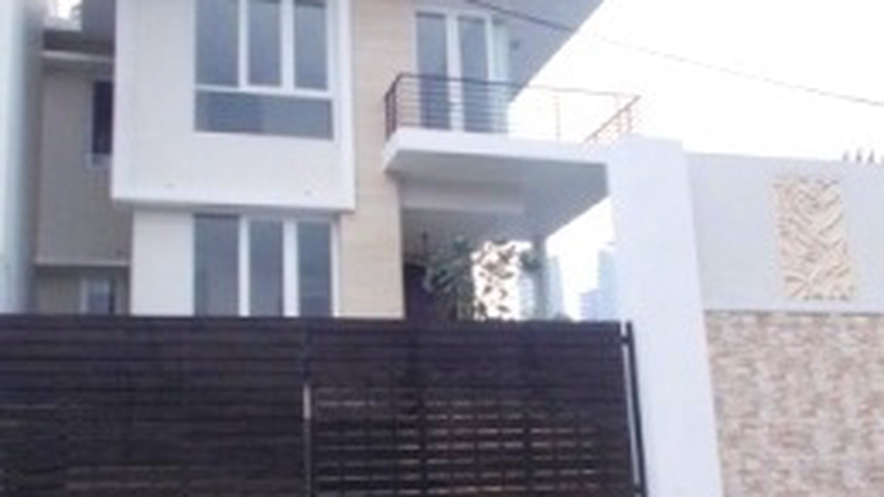 Brand New House...Modern...in the Compound area...