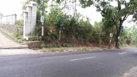 Deplu Raya...Pinggir Jalan...Strategis...Cocok untuk Usaha...