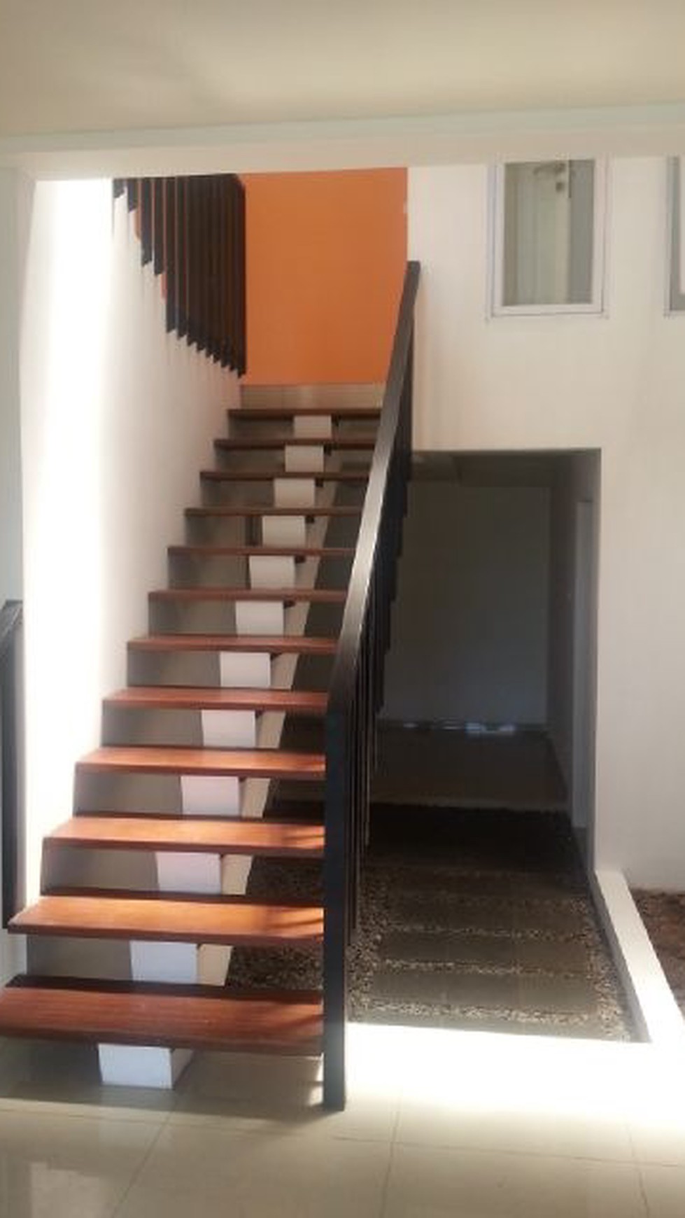 Rumah Bagus Dan Nyamah Bintaro Kebayoran Village